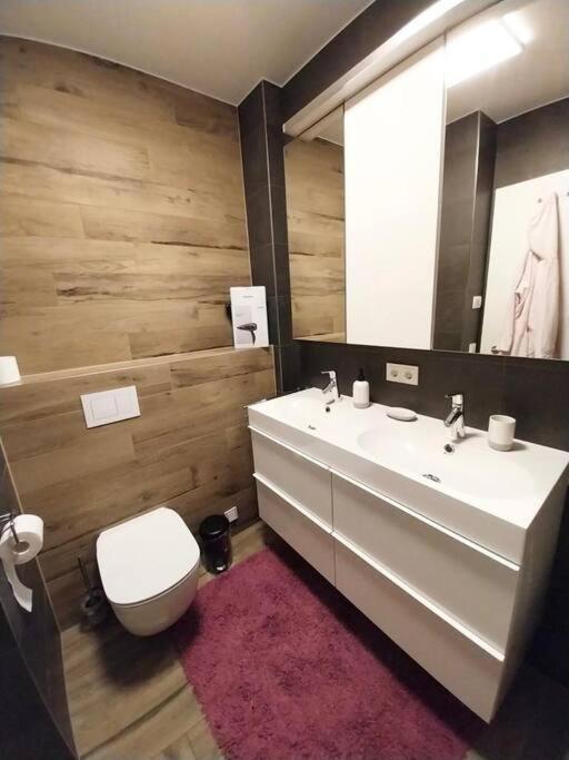 Appartement Luxury 2 Bedrooms With Parking&terrace - Cd5 *